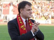 Владимир Груздев присутствует на матче 