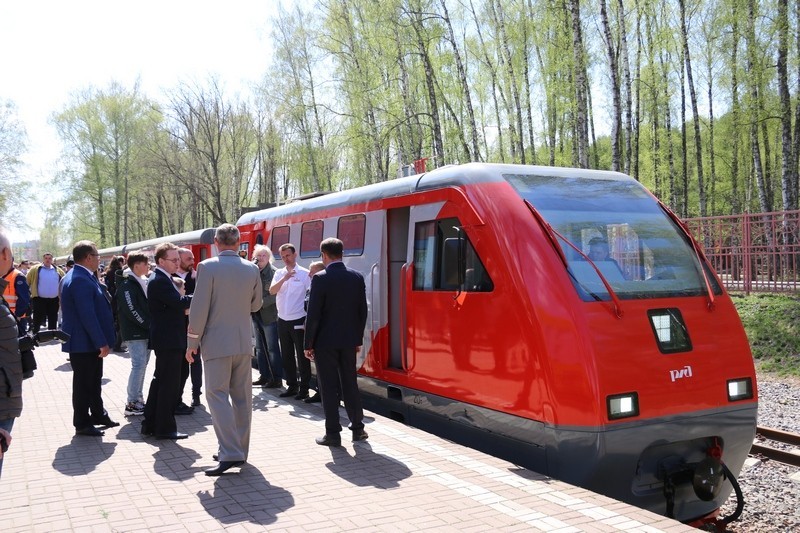 В Новомосковске открыла летний сезон Детская железная дорога