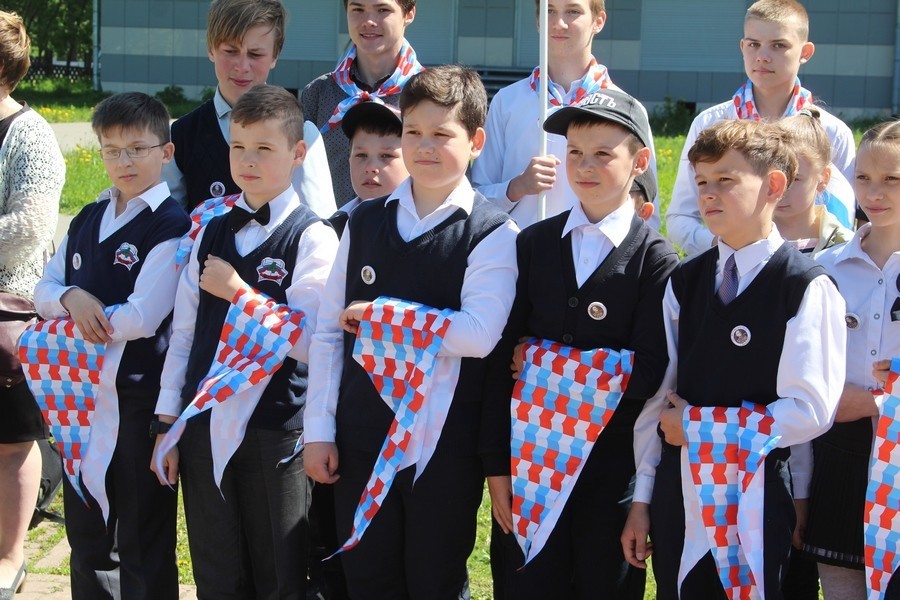 Более 500 школьников пополнили Детскую организацию Новомосковска