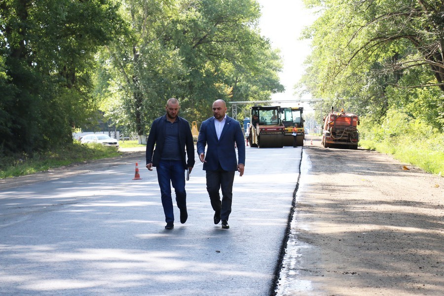 Алексей Бирюлин держит на контроле ремонт дороги по Комсомольскому шоссе