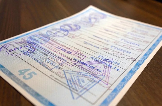 Новомосковские водители заплатят за медсправку в несколько раз больше