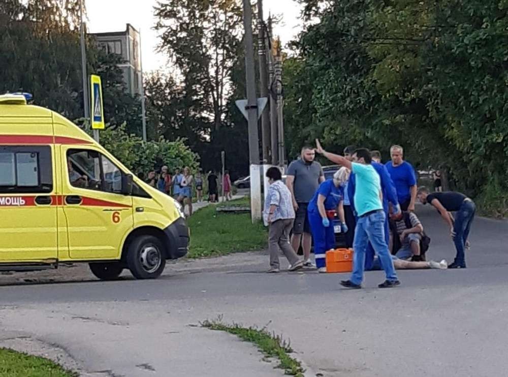 В Новомосковске разыскивают водителя, сбившего подростка 
