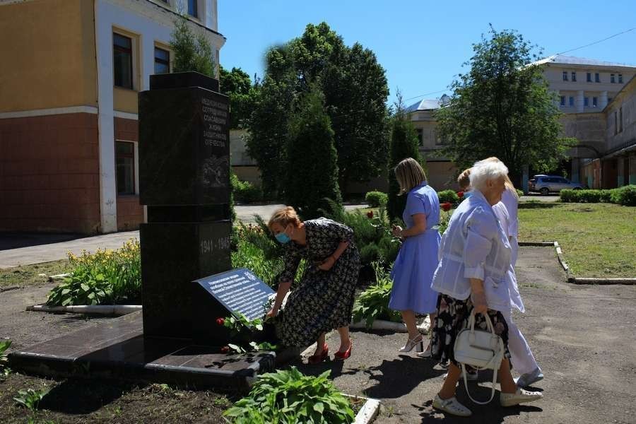 Медицинские работники Новомосковска отметили памятные даты