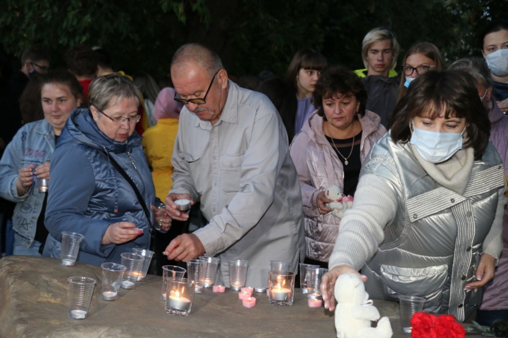 Новомосковцы почтили память погибших в Беслане
