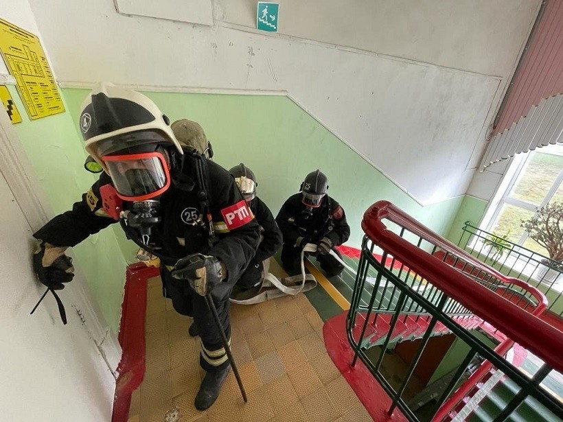В одном из новомосковских ЦО прошли пожарно-тактические учения