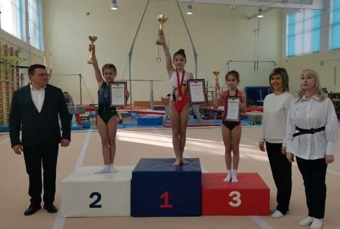 Новомосковские гимнастки заняли призовые места на соревнованиях в Орле