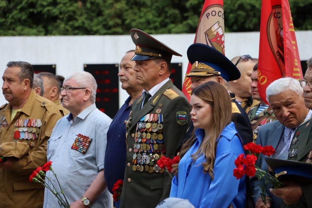 Новомосковцы почтили память погибших земляков