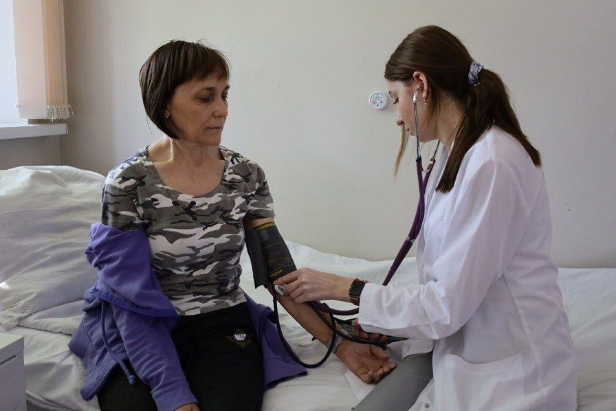 Студенты-медики осваивают профессию в Новомосковске