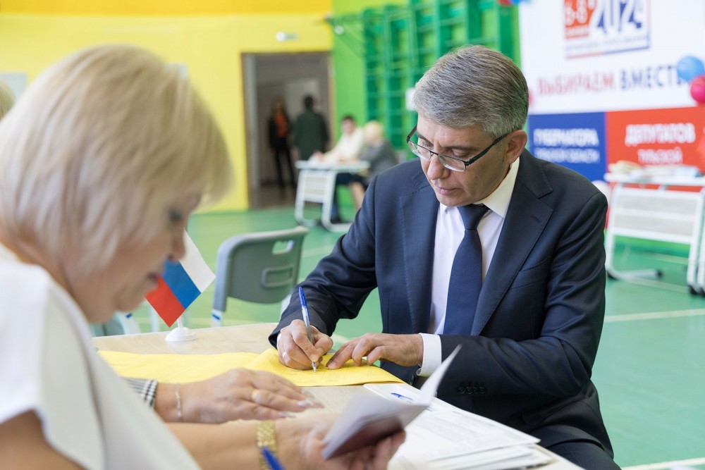 Дмитрий Миляев проголосовал на выборах губернатора и депутатов Тульской области