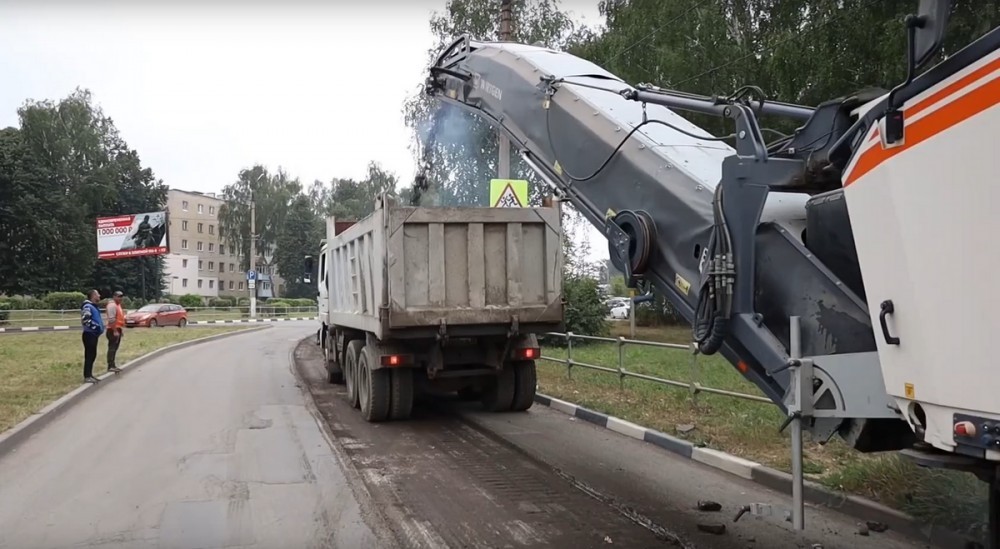 В Новомосковске в этом году отремонтировано около 20 километров дорог