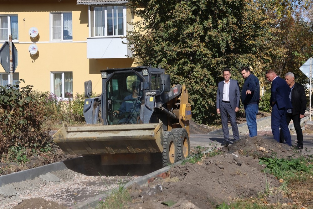 В Сокольниках продолжается ремонт тротуаров