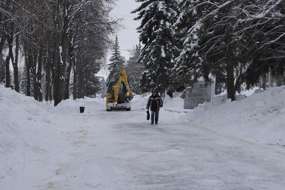 Погода в новомосковске на 10 дней. Новомосковск снег. Местами гололед, налипание мокрого снега. Когда будет снег в Новомосковске. Снежная Якутия.