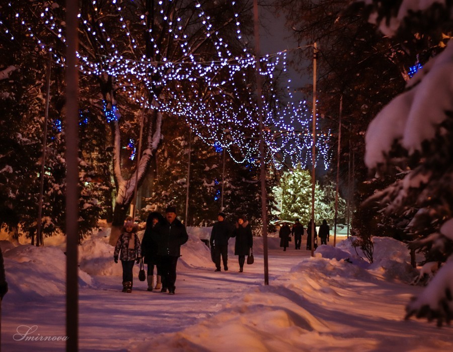 Новомосковск 14 день. Новогодний Новомосковск. Новогодний город Новомосковск. Новый год в Новомосковске Тульской области. Новогодний Новомосковск Тульская область.